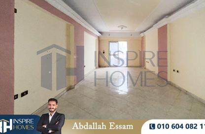 شقة - 3 غرف نوم - 1 حمام للبيع في المندرة - حي ثان المنتزة - الاسكندرية