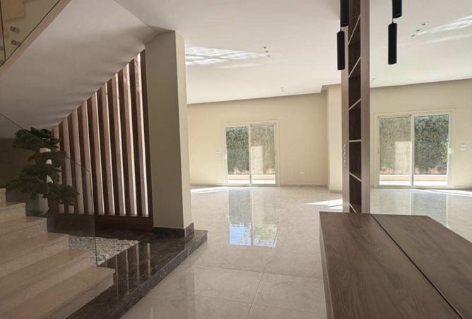 97443654 - Property Image 2