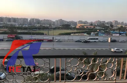 شقة - 5 غرف نوم - 2 حمامات للبيع في شارع عبد الحميد بدوي - ميدان الحجاز - النزهة - القاهرة