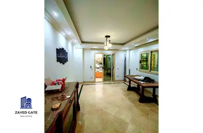 شقة - 3 غرف نوم - 1 حمام للايجار في لازورد - الحي الثامن - الشيخ زايد - الجيزة