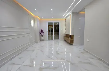 Apartment - 3 Bedrooms - 2 Bathrooms for sale in Gate 4 old - Horus - Hadayek El Ahram - Giza