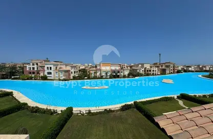 فيلا - 6 غرف نوم - 6 حمامات للبيع في مراسي - سيدي عبد الرحمن - الساحل الشمالي