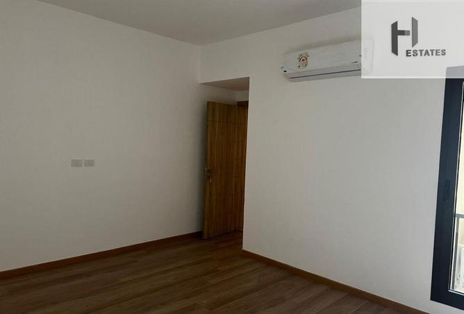102918043 - صورة العقار 3