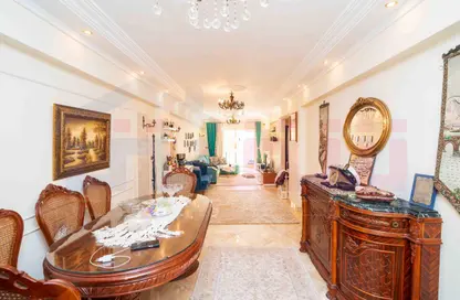 Apartment - 3 Bedrooms - 2 Bathrooms for sale in Sidi Beshr - Hay Awal El Montazah - Alexandria