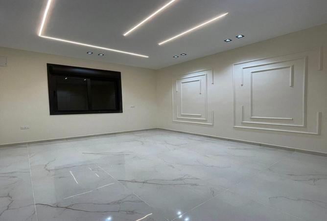 8532209 - Property Image 2