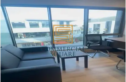 مساحات مكتبية - غرفة نوم - 1 حمام للايجار في 5 اي لواترواي - الطريق الدائري - التجمع الخامس - مدينة القاهرة الجديدة - القاهرة