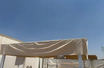 سطح - 1 حمام للايجار في ذا كورت ياردز - كمبوندات الشيخ زايد - الشيخ زايد - الجيزة