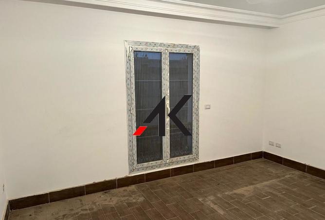 99099896 - صورة العقار 3