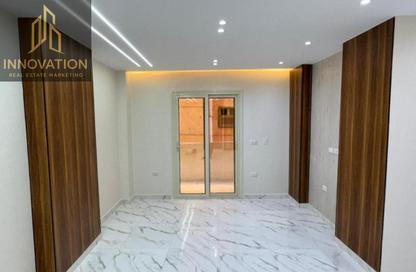 Apartment - 3 Bedrooms - 2 Bathrooms for sale in Gate 4 - Mena - Hadayek El Ahram - Giza
