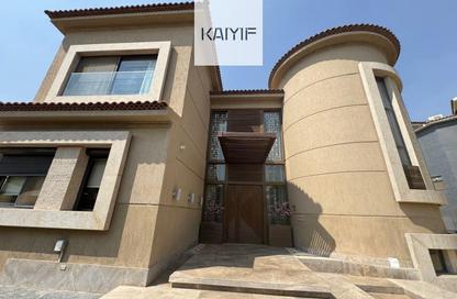Villa - 5 Bedrooms - 5 Bathrooms for sale in Lake View - 5th Settlement Compounds - The 5th Settlement - New Cairo City - Cairo