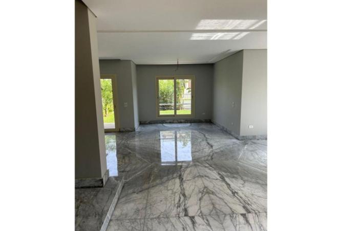 8611547 - Property Image 2