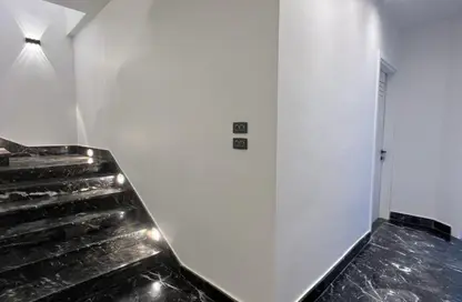 Villa - 5 Bedrooms - 6 Bathrooms for sale in Evergreen - Hadayek October - 6 October City - Giza