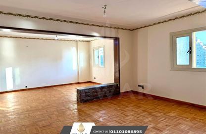 Apartment - 5 Bedrooms - 3 Bathrooms for sale in Zezenia - Hay Sharq - Alexandria Apartment - 5 Bedrooms - 3 Bathrooms for sale in Zezenia - Hay Sharq - Alexandria
