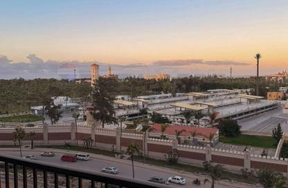 Apartment - 2 Bedrooms - 2 Bathrooms for sale in El Montazah - Hay Than El Montazah - Alexandria