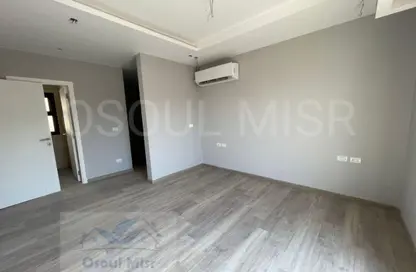 Apartment - 3 Bedrooms - 3 Bathrooms for sale in Village West - Sheikh Zayed Compounds - Sheikh Zayed City - Giza