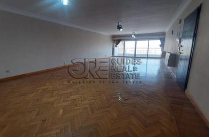 Apartment - 3 Bedrooms - 3 Bathrooms for sale in Mohamed Mazhar St. - Zamalek - Cairo
