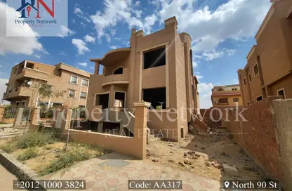 فيلا - 5 غرف نوم - 4 حمامات للبيع في وان بيس - شارع التسعين الشمالي - التجمع الخامس - مدينة القاهرة الجديدة - القاهرة