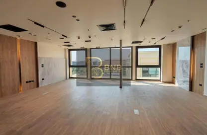 مساحات مكتبية - 4 غرف نوم - 2 حمامات للايجار في ميفيدا - كمبوندات التجمع الخامس - التجمع الخامس - مدينة القاهرة الجديدة - القاهرة