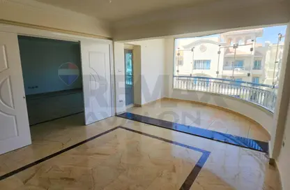 شقة - 4 غرف نوم - 3 حمامات للبيع في كمبوند انطونيادس - النزهة - حي شرق - الاسكندرية