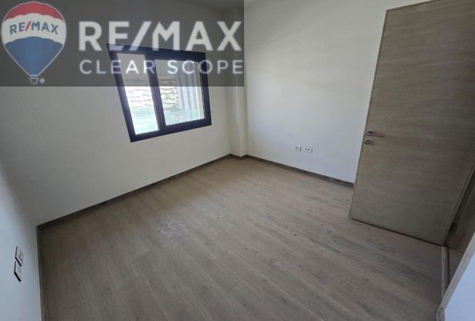 8311945 - Property Image 3