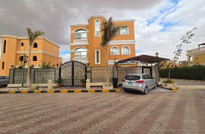 Villa - 5 Bedrooms - 3 Bathrooms for sale in Stella Heliopolis - Cairo - Ismailia Desert Road - Cairo Villa - 5 Bedrooms - 3 Bathrooms for sale in Stella Heliopolis - Cairo - Ismailia Desert Road - Cairo