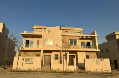 Villa - 4 Bedrooms - 4 Bathrooms for sale in The Crown - Cairo Alexandria Desert Road - 6 October City - Giza