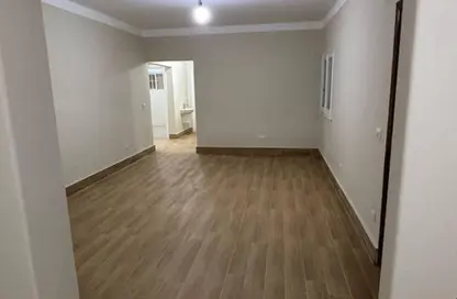 شقة - 3 غرف نوم - 2 حمامات للايجار في سرايات المعادي - حي المعادي - القاهرة