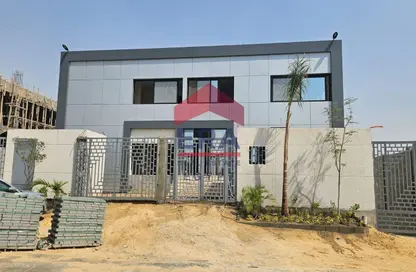 Factory - Studio - 7+ Bathrooms for sale in Ismailia Desert Road - Industrial Area 10th Ramadan - 10th of Ramadan City - Sharqia