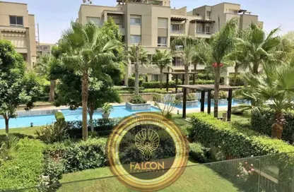 Apartment - 2 Bedrooms - 2 Bathrooms for sale in Swan Lake Residence - 5th Settlement Compounds - The 5th Settlement - New Cairo City - Cairo