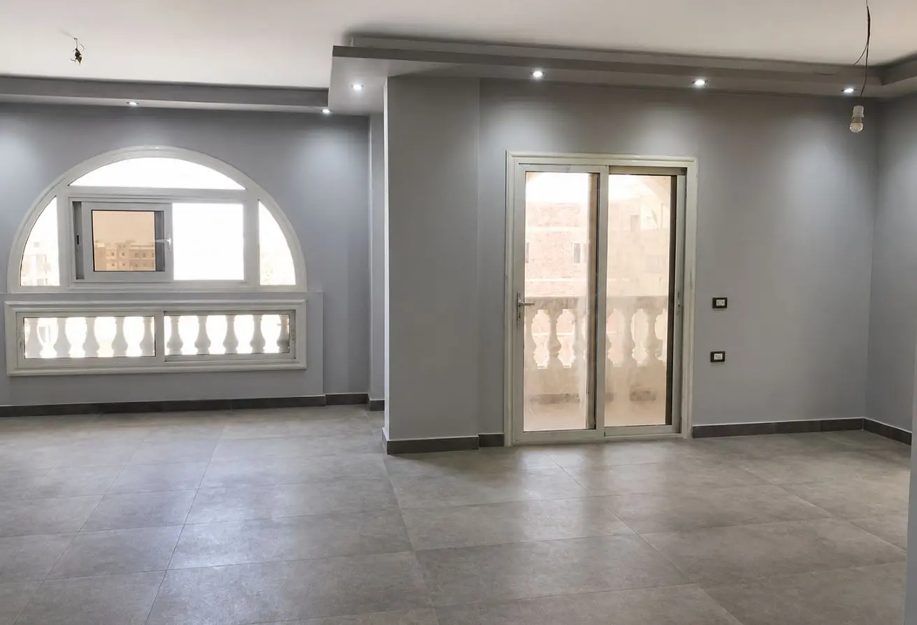 121653924 - Property Main Image