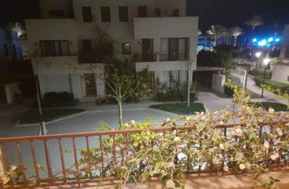فيلا - 5 غرف نوم - 5 حمامات للبيع في مراسي - سيدي عبد الرحمن - الساحل الشمالي فيلا - 5 غرف نوم - 5 حمامات للبيع في مراسي - سيدي عبد الرحمن - الساحل الشمالي