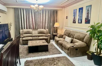 Apartment - 2 Bedrooms - 1 Bathroom for rent in El Rehab Extension - Al Rehab - New Cairo City - Cairo