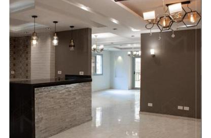 Apartment - 3 Bedrooms - 2 Bathrooms for sale in Eighth Sector - Zahraa El Maadi - Hay El Maadi - Cairo