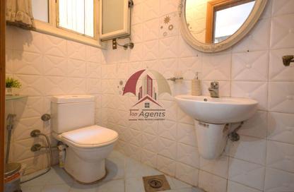 شقة - 3 غرف نوم - 3 حمامات للبيع في لوران - حي شرق - الاسكندرية