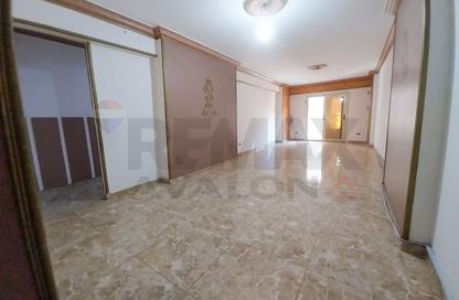 Apartment - 3 - 1 for sale in Tiba St. - Cleopatra - Hay Sharq - Alexandria