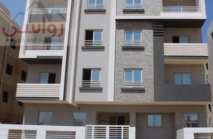 Apartment - 4 Bedrooms - 3 Bathrooms for sale in Bait Alwatan - The 5th Settlement - New Cairo City - Cairo