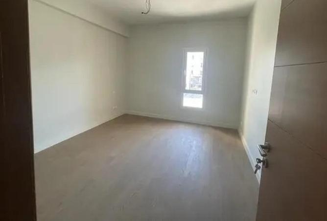 71909648 - Property Main Image