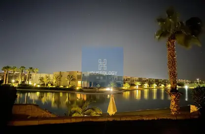 منزل مزدوج - 3 غرف نوم - 3 حمامات للبيع في أزهى - العين السخنة - السويس