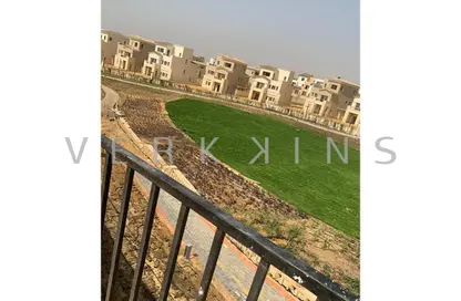 تاون هاوس - 3 غرف نوم - 4 حمامات للبيع في سيليستا هيلز - اب تاون كايرو - المقطم - القاهرة