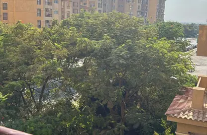 Apartment - 3 Bedrooms - 2 Bathrooms for sale in Privado - Madinaty - Cairo