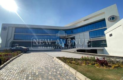 Clinic - Studio - 2 Bathrooms for sale in ELEGANTRY - District 1 - The 5th Settlement - New Cairo City - Cairo
