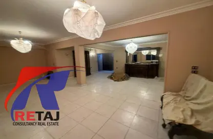 شقة - 3 غرف نوم - 2 حمامات للايجار في شارع الشيخ احمد الصاوي - المنطقة السادسة - مدينة نصر - القاهرة