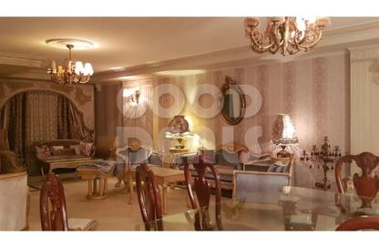 Apartment - 6 Bedrooms - 4 Bathrooms for sale in Street 199 - Degla - Hay El Maadi - Cairo