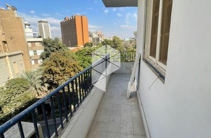 Apartment - 2 Bedrooms - 1 Bathroom for rent in Zakaria Rizk St. - Zamalek - Cairo