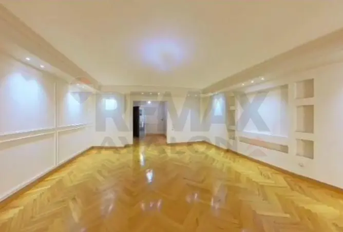 99107873 - Property Image 3