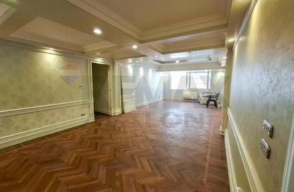 Apartment - 4 - 2 for sale in Al Geish Road - Laurent - Hay Sharq - Alexandria Apartment - 4 - 2 for sale in Al Geish Road - Laurent - Hay Sharq - Alexandria