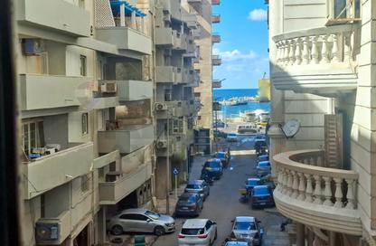 Apartment - 4 - 2 for sale in Al Geish Road - Laurent - Hay Sharq - Alexandria