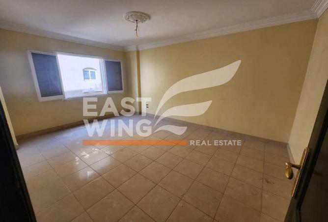 55001056 - Property Image 2