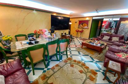 Apartment - 3 Bedrooms - 2 Bathrooms for sale in Tiba St. - Sporting - Hay Sharq - Alexandria
