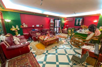 Apartment - 3 Bedrooms - 2 Bathrooms for sale in Tiba St. - Sporting - Hay Sharq - Alexandria